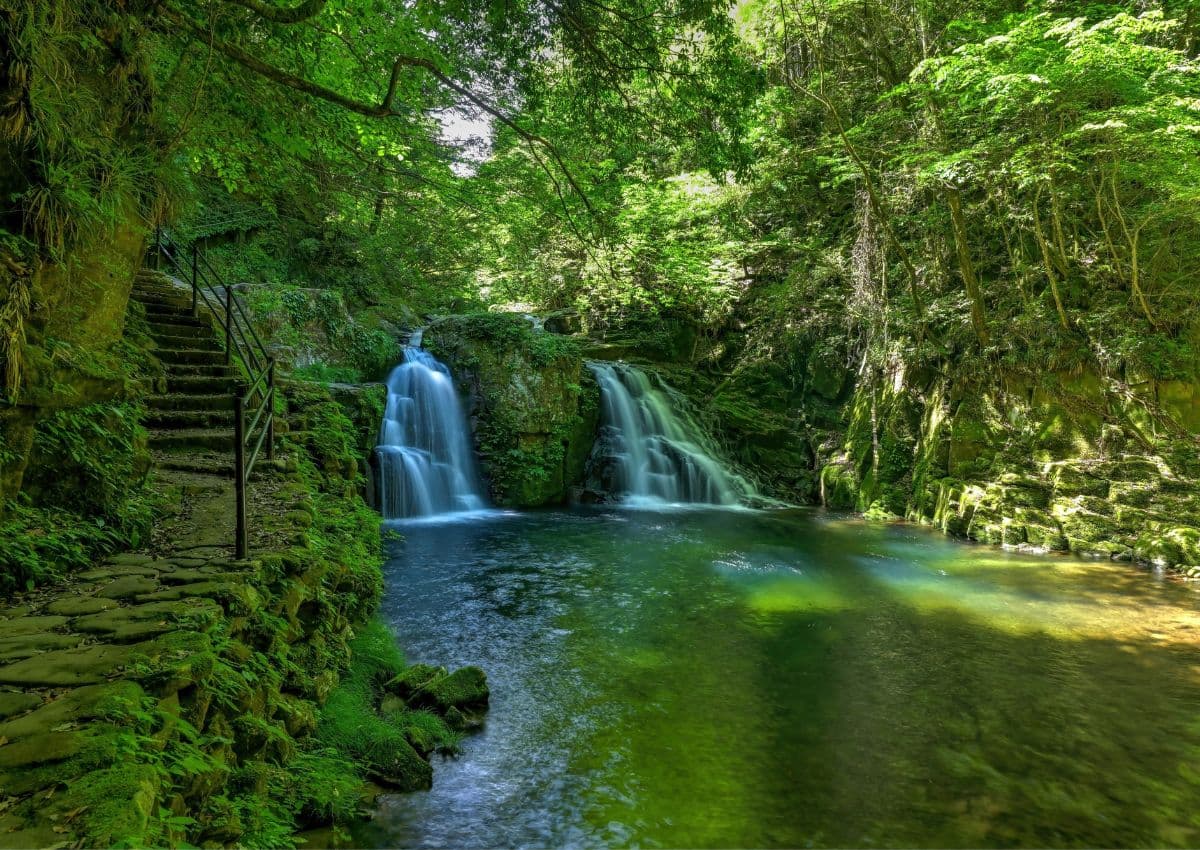 Chutes d'eau de Ninai-daki, Akame, Japon
