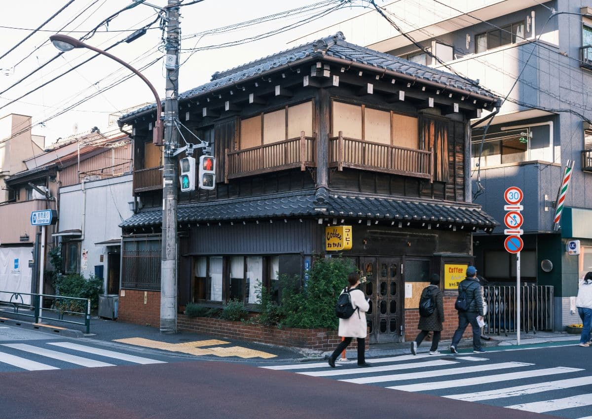 Façade de Kayaba Coffee dans le quartier de Yanaka à Tokyo