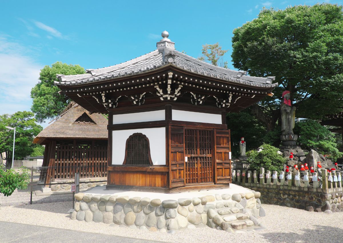 Pavillon hexagonal (Rokkakudō) du temple Arako Kannon, Nagoya, Japon