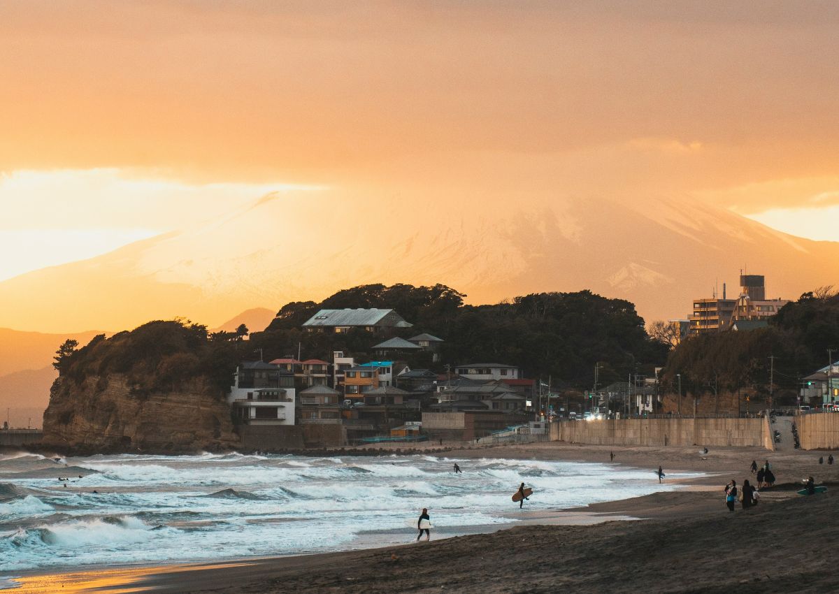 Coucher de soleil sur la plage de Kamakura