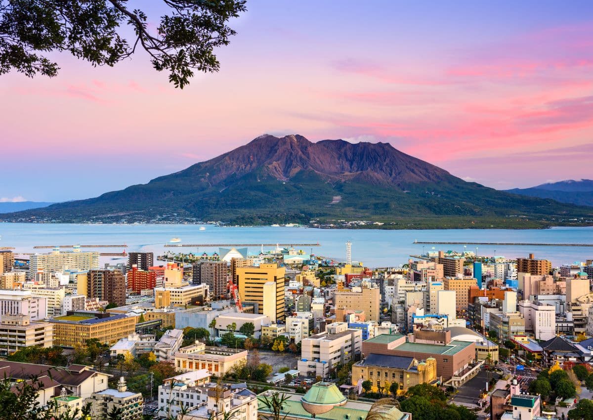 Le volcan Sakurajima à Kagoshima, Japon
