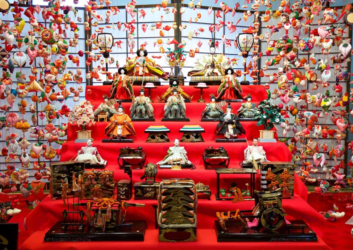 Poupées d’Hina Matsuri exposées au Japon