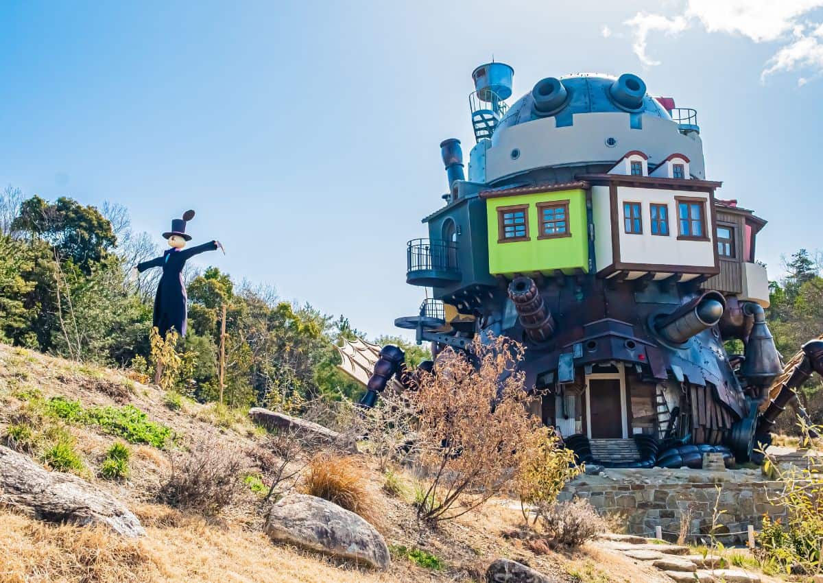 Zone de la vallée des sorcières dans le parc Ghibli, Japon