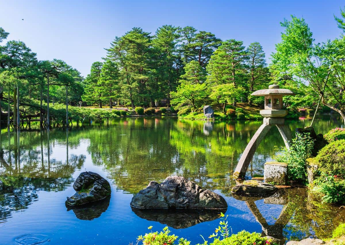 Jardin Kenrokuen à Kanazawa, Japon