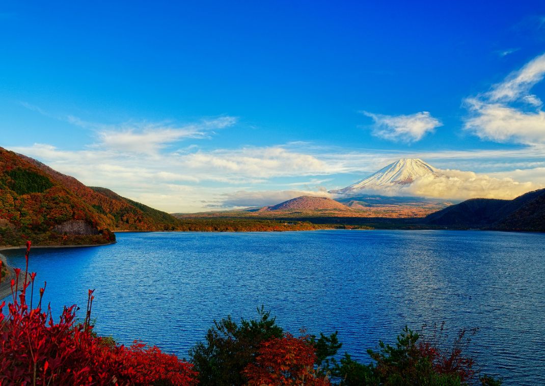 Le lac Motosu et le mont Fuji, préfecture de Yamanashi, Japon