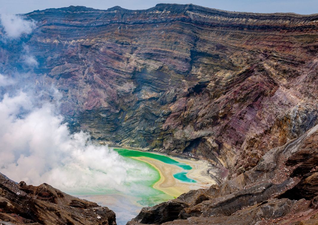Cratère Nakadake, mont Aso, Japon