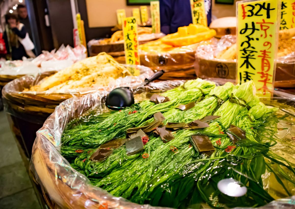 Produits frais du marché Nishiki à Tokyo, Japon