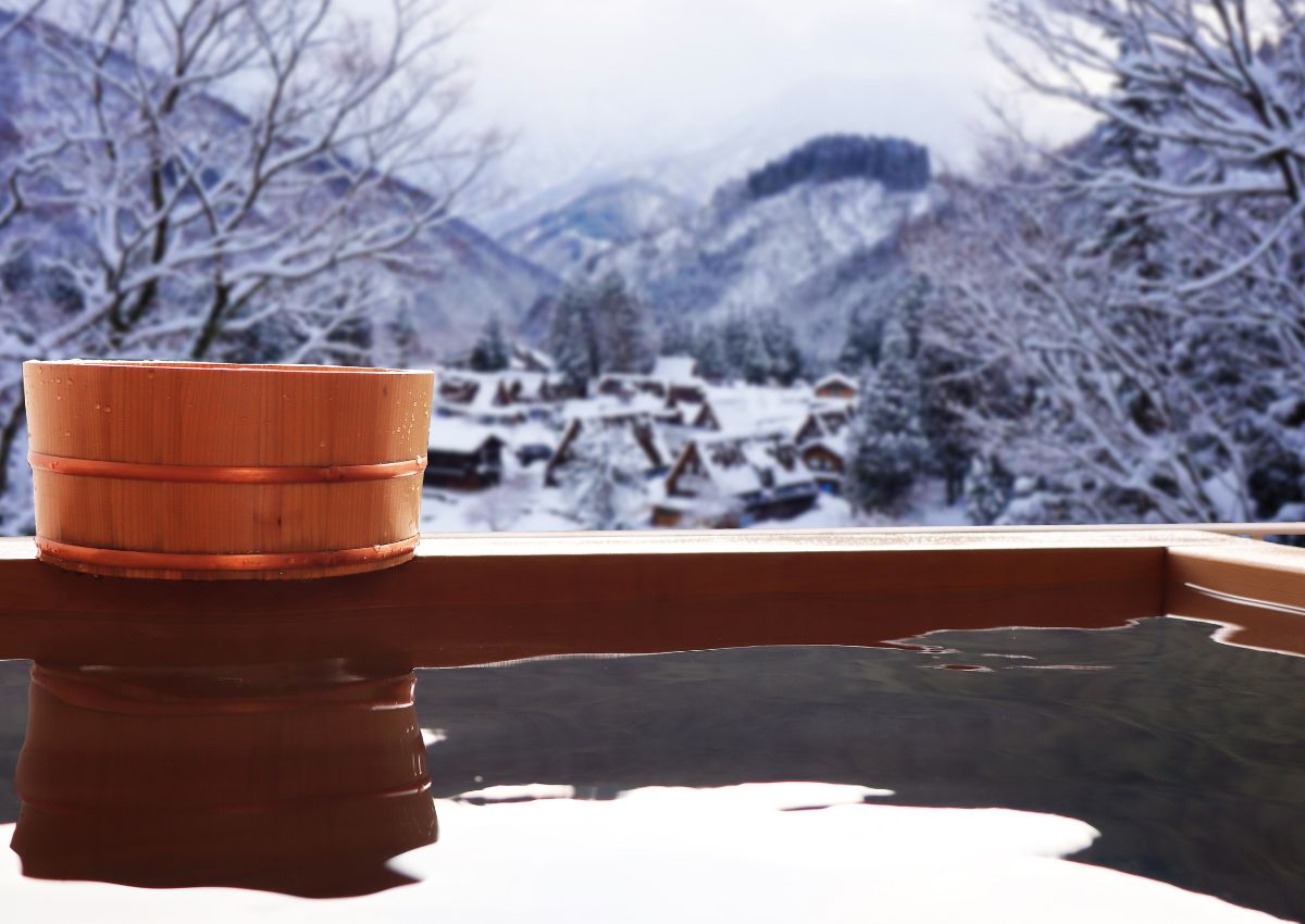 Source chaude ou onsen en hiver au Japon