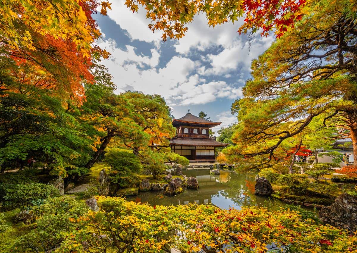 Pavillon d’argent ou Ginkaku-ji en automne, Kyoto, Japon