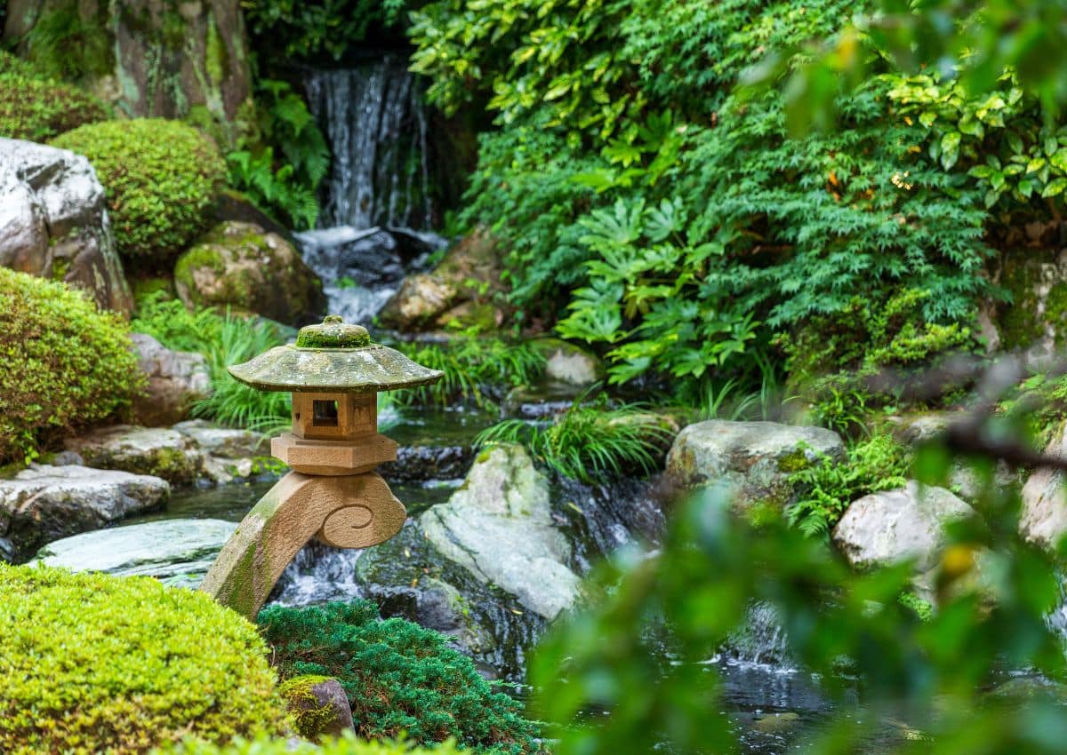 Jardin japonais à Tamatsukuri Onsen, Shimane, Japon