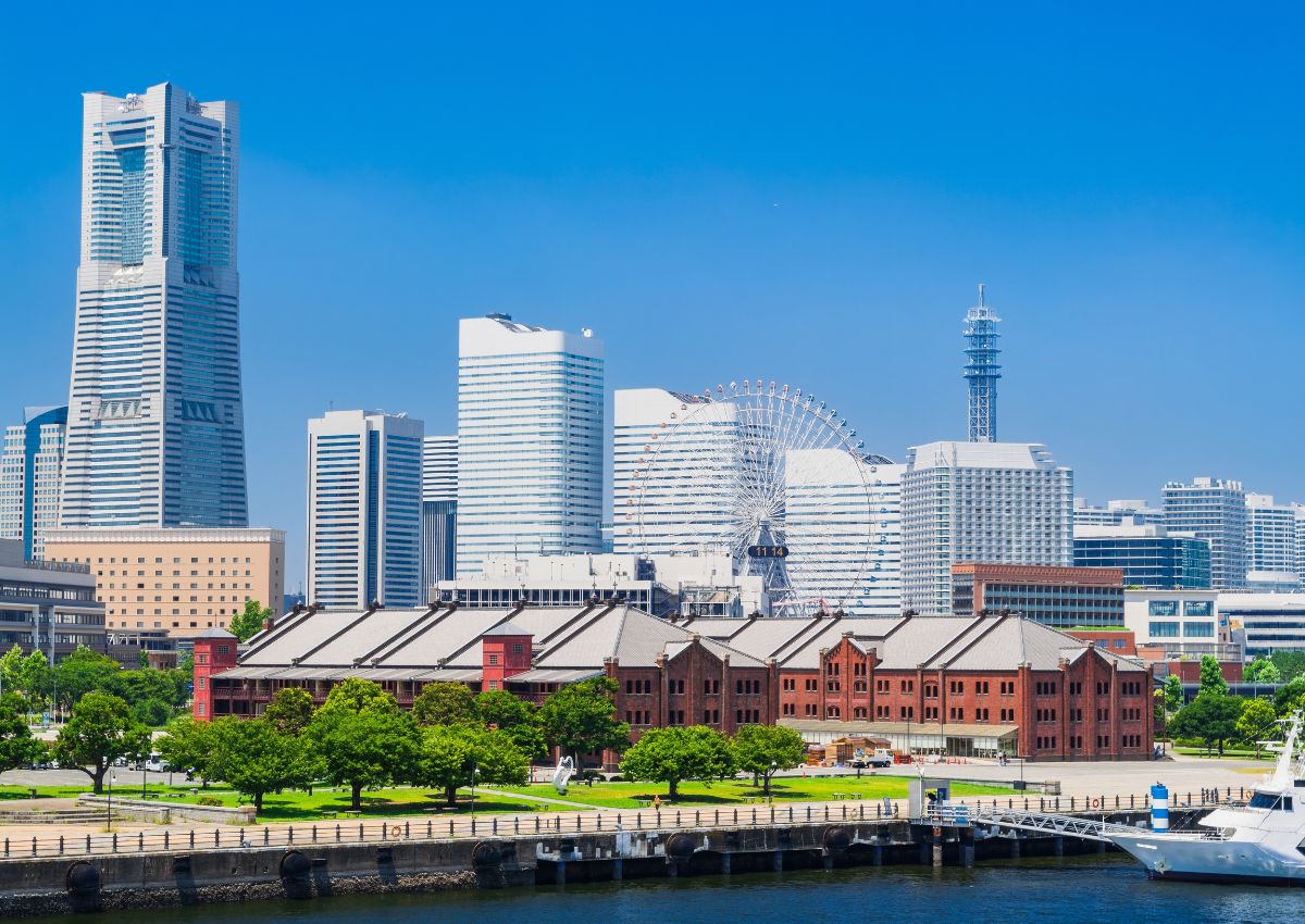 les entrepôts de briques rouges de Yokohama et le quartier de Minato Mirai