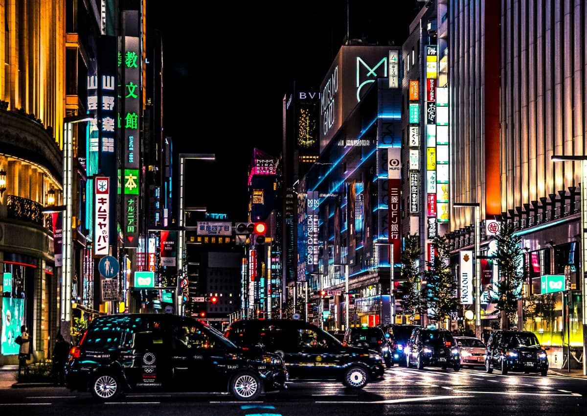 Ginza de nuit, Tokyo, Japon