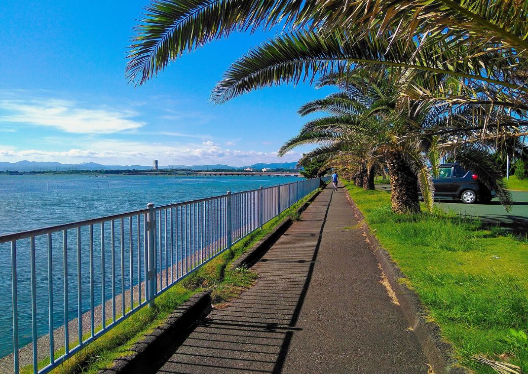 Piste cyclable autour du lac Hamana