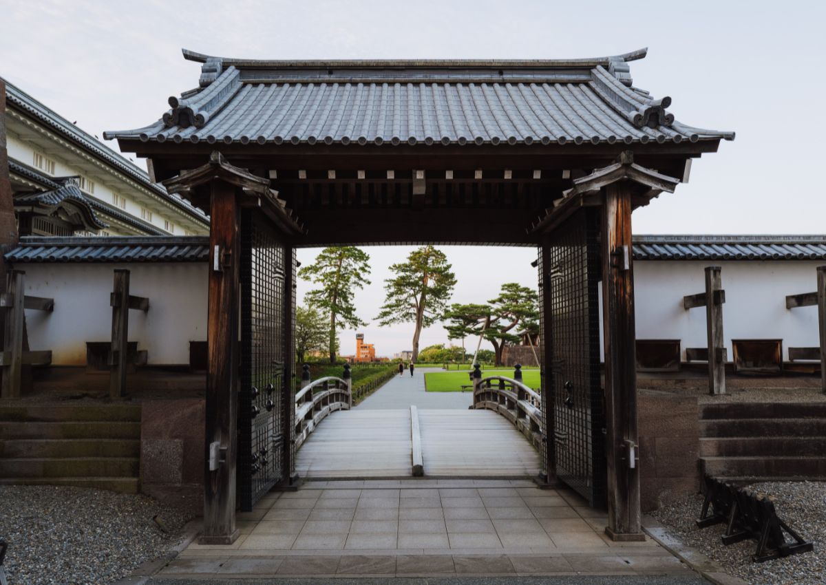 Porte Ichinomon, château de Kanazawa, Japon
