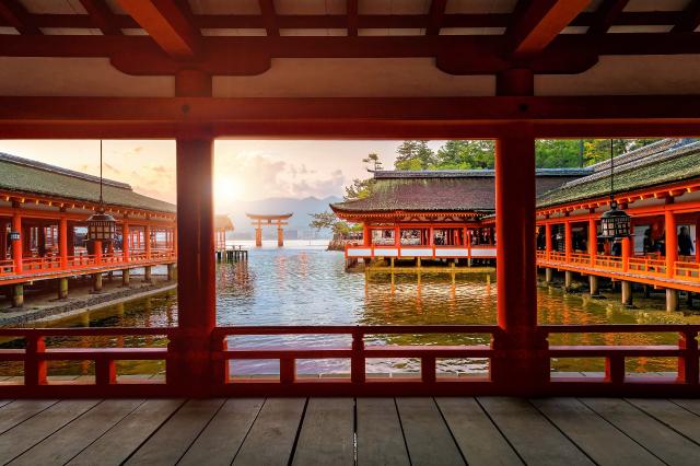 Temple Itsukushima  