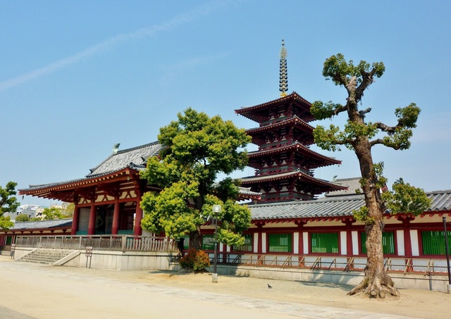 Temple Shitennō-ji, Osaka