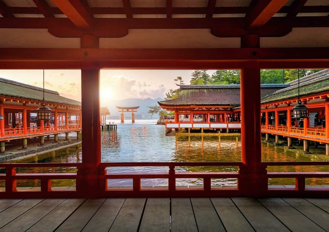 Sanctuaire d'Itsukushima à marée basse
