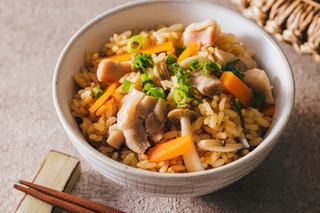 Ajigohan, riz aux champignons et aux légumes