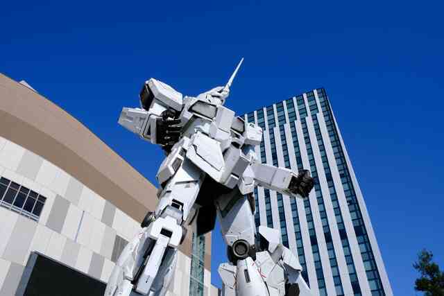 Statue de Gundam au DiverCity Tokyo Plaza 