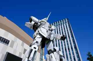 Statue de Gundam au DiverCity Tokyo Plaza 
