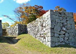 Murs de pierre des ruines du château de Tsuwano