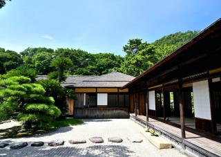 Jardin vert japonais de Ritsurin-koen