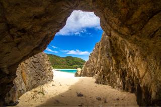 Rocher naturel, île de Tokashiki