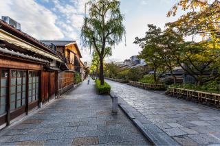 Promenade à vélo dans les ruelles de Kyoto