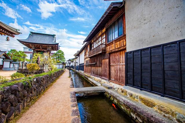 Les rues d’Hida