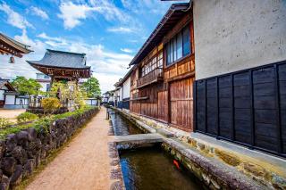 Les rues d’Hida